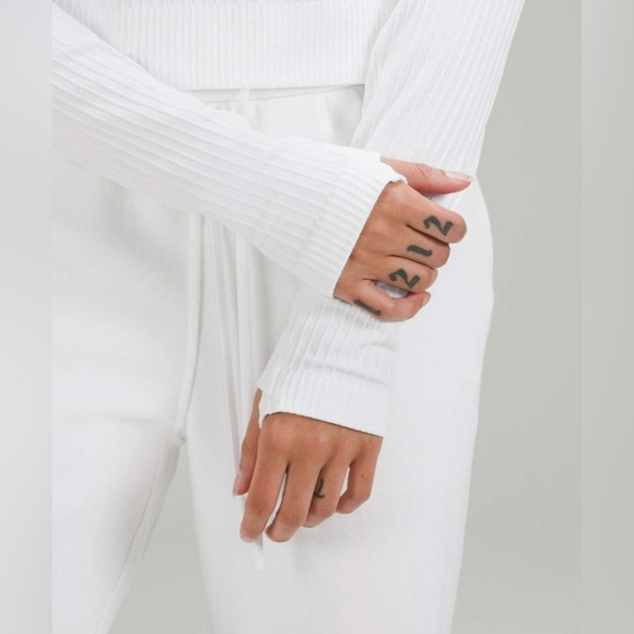 Lululemon Rest Less Cropped Half Zip ribbed shirt - Picture 2 of 9